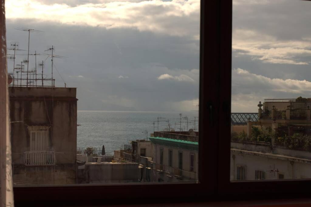 La Finestra Sul Golfo Lägenhet Neapel Exteriör bild